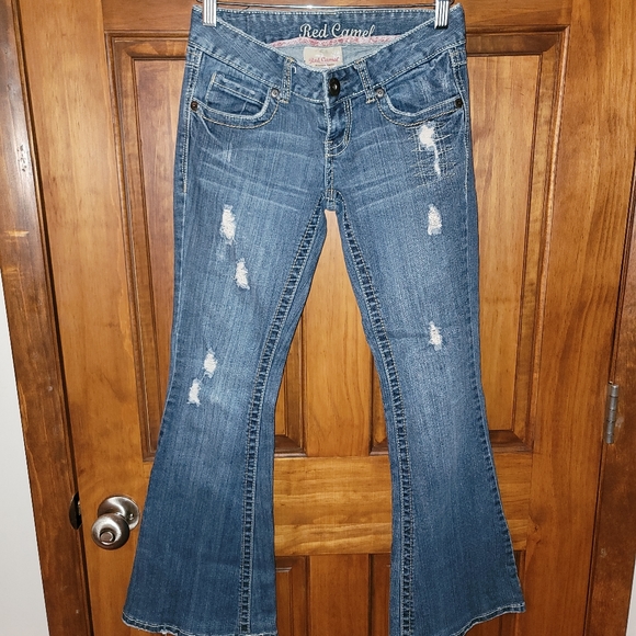 Red Camel Distressed Denim, size 1 - Picture 4 of 4